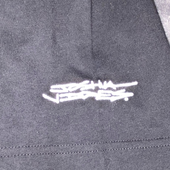 NWT Disney Parks Joshua Vides Monochrome Short Sleeve Mickey T-Shirt Medium - Picture 4 of 7